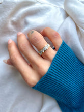 Charger l'image dans la galerie, Bague 5 Diamants Serti Semi Clos