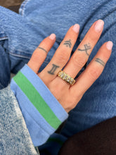 Charger l'image dans la galerie, Bague Motif Godron et Diamants Baguettes