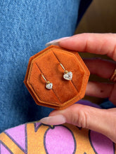 Charger l'image dans la galerie, Boucles d'Oreilles Coeurs Diamants