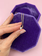 Charger l'image dans la galerie, Pendentif Hublot