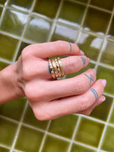 Charger l'image dans la galerie, Anneaux Étoilés