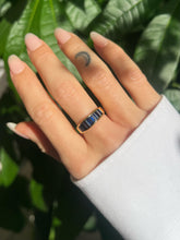 Charger l'image dans la galerie, Bague Saphirs Baguettes
