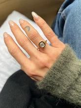 Charger l'image dans la galerie, Solitaire Coussin
