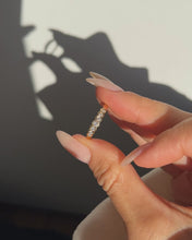 Charger et lire la vidéo dans la visionneuse de la Galerie, Bague Diamants Clos
