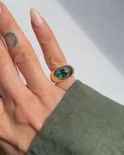 Charger et lire la vidéo dans la visionneuse de la Galerie, Chevalière Jonc Tourmaline Verte
