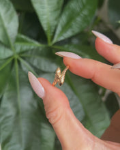 Charger et lire la vidéo dans la visionneuse de la Galerie, Bague Serpent Deux Têtes
