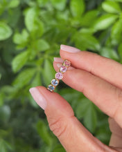 Charger et lire la vidéo dans la visionneuse de la Galerie, Bagues Arc-en-ciel
